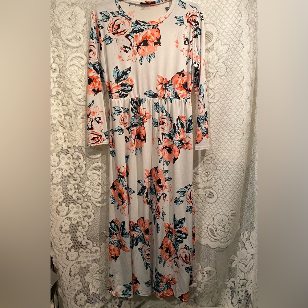 Women’s dress